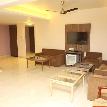Palette Hotel Nisarga By Sunday Bhopal Extérieur photo