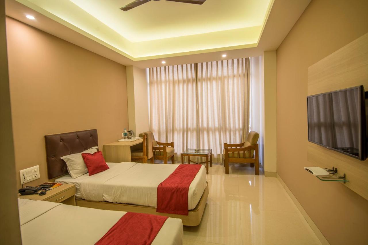Palette Hotel Nisarga By Sunday Bhopal Extérieur photo