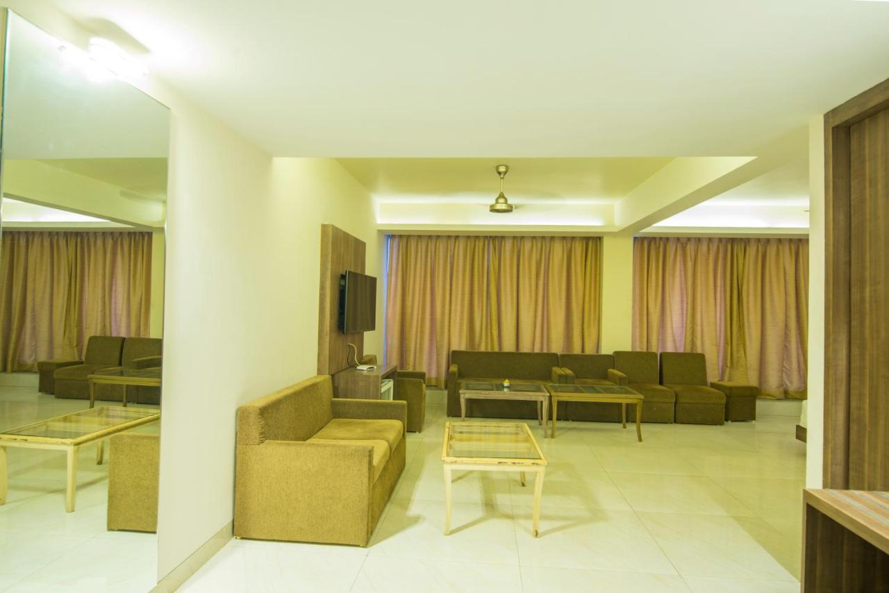 Palette Hotel Nisarga By Sunday Bhopal Extérieur photo
