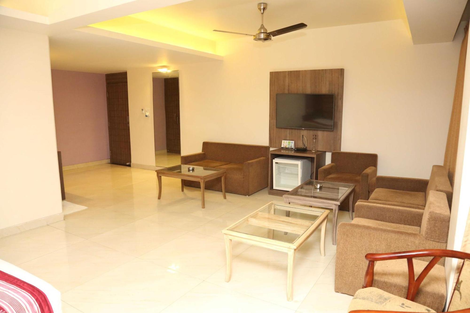 Palette Hotel Nisarga By Sunday Bhopal Extérieur photo