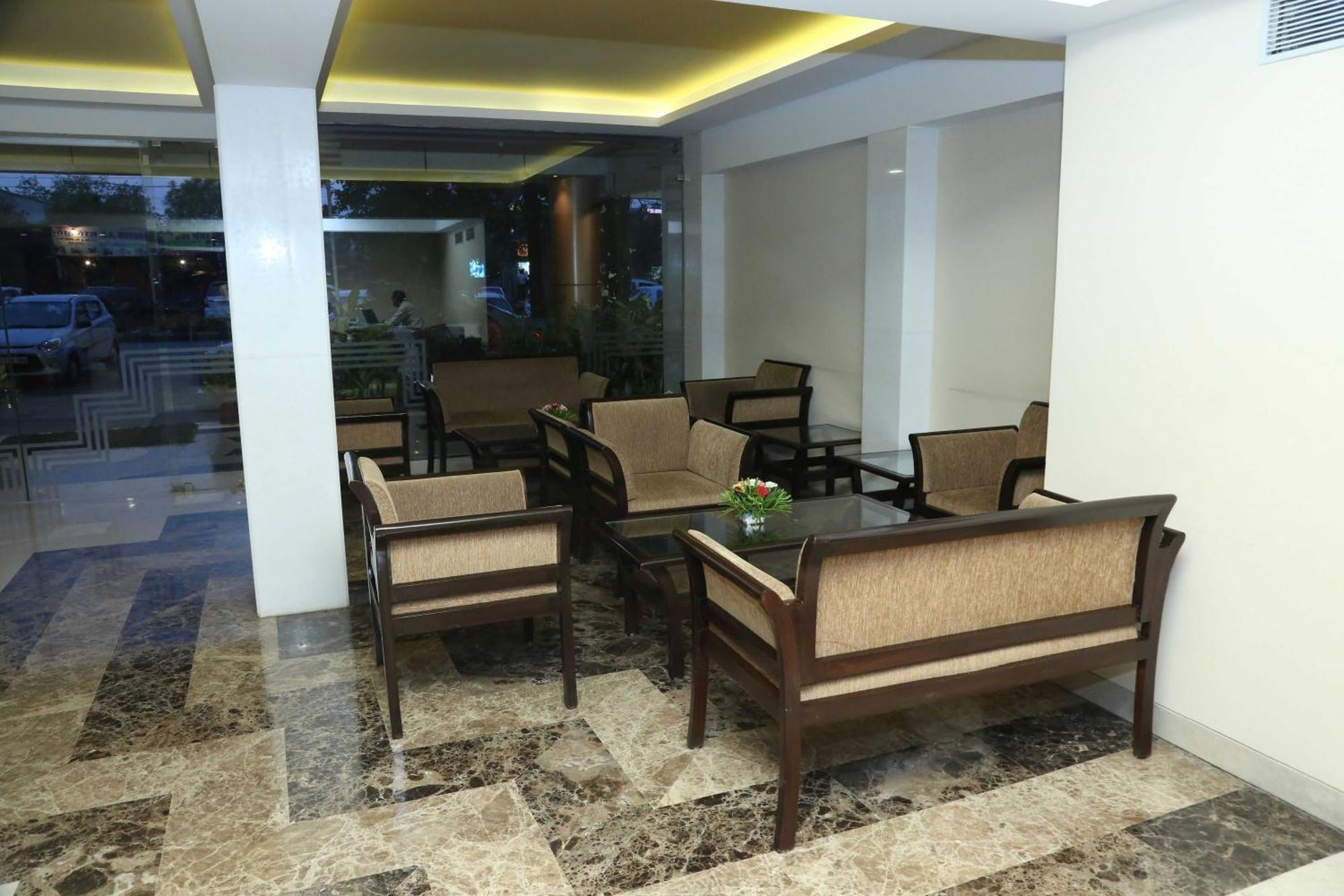 Palette Hotel Nisarga By Sunday Bhopal Extérieur photo