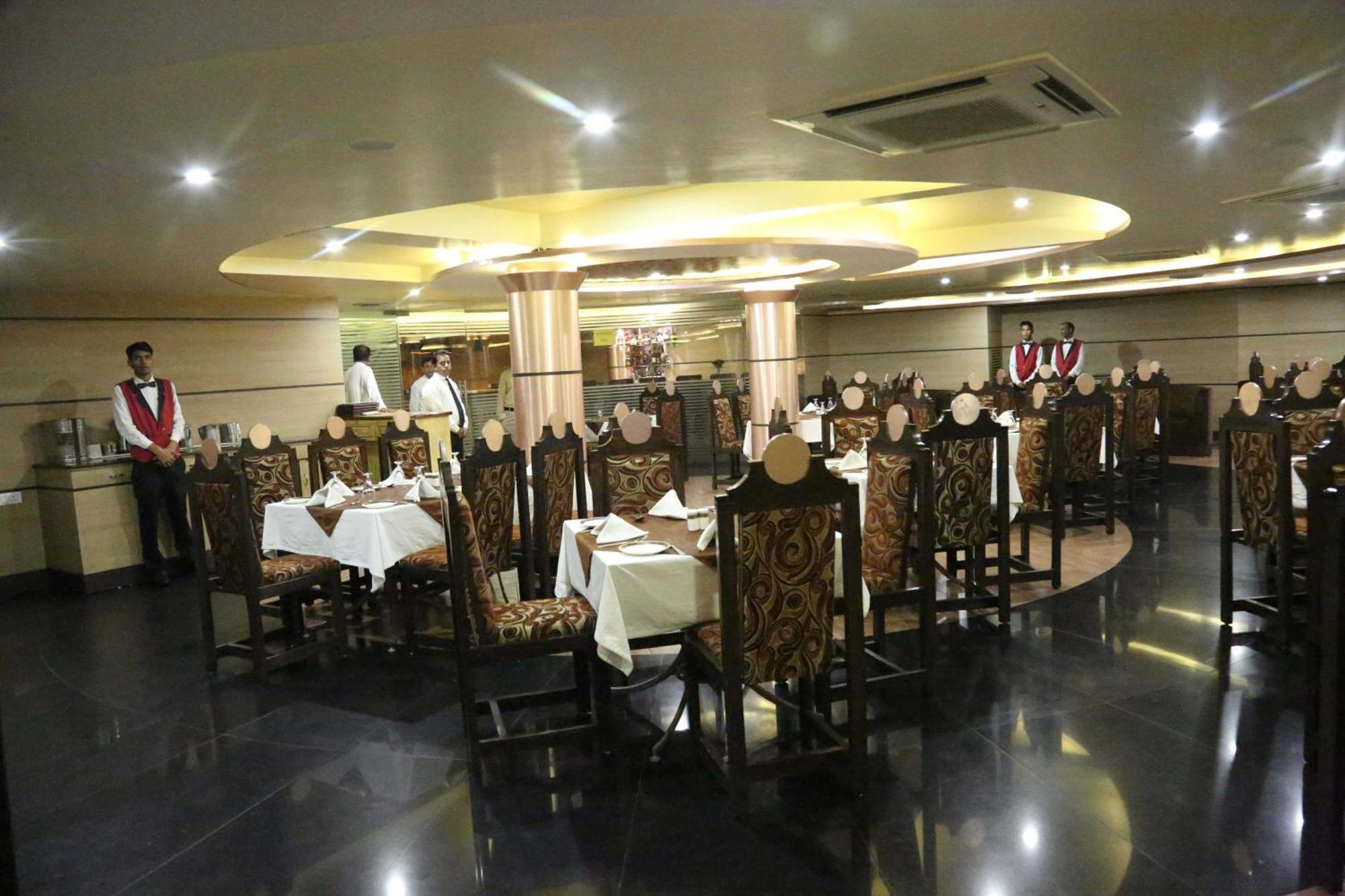 Palette Hotel Nisarga By Sunday Bhopal Extérieur photo
