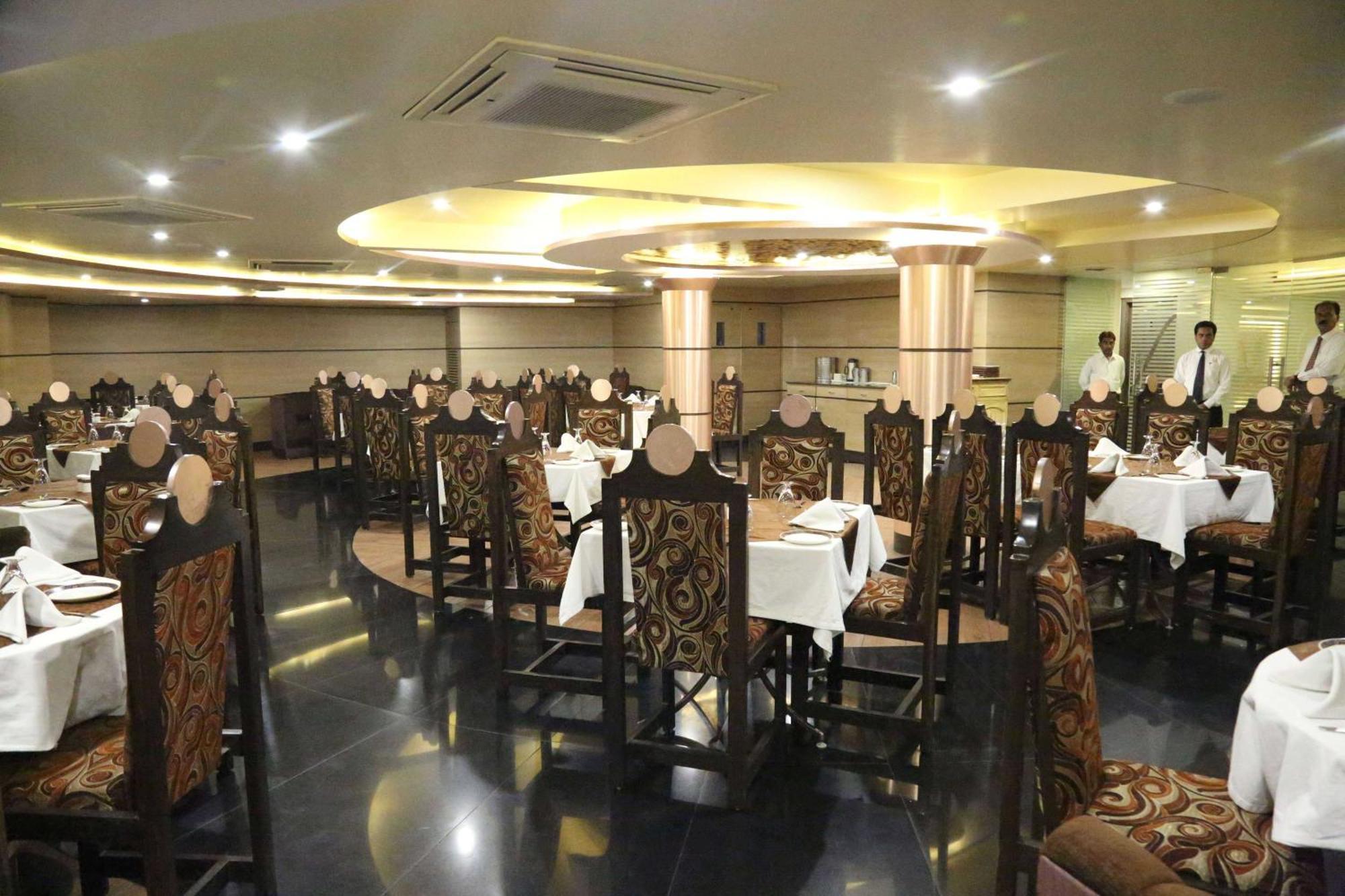 Palette Hotel Nisarga By Sunday Bhopal Extérieur photo